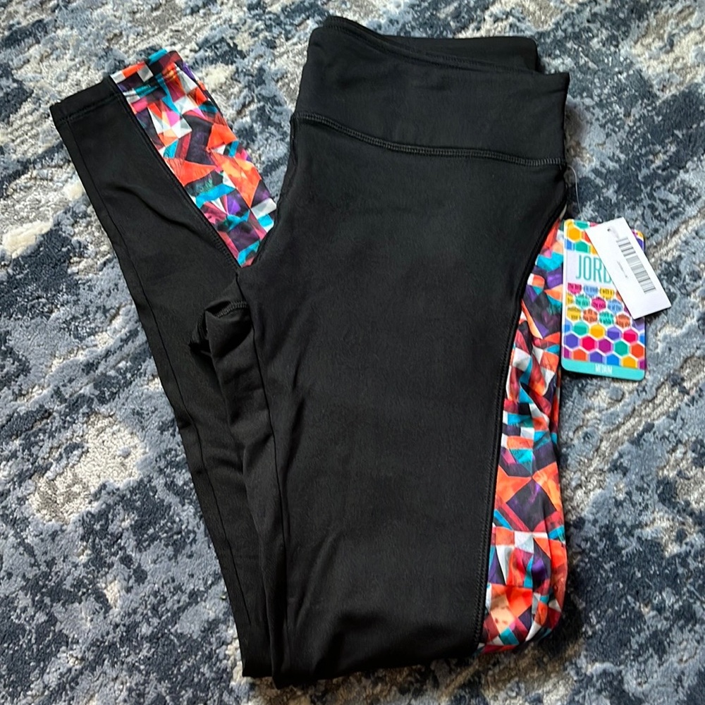 NWT Women’s Lularoe Jordan Leggings OS